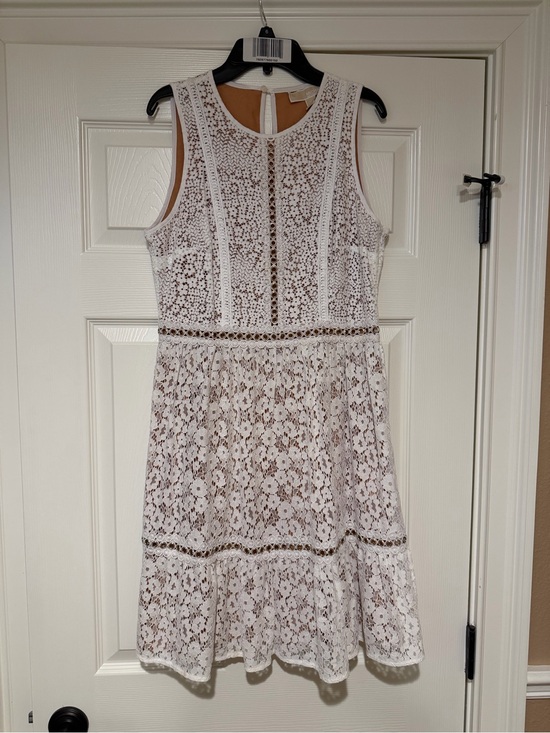 MICHAEL Michael Kors Dresses & Skirts - MICHAEL Michael Kors White Lace Sleeveless Midi Dress; NWT; size 6